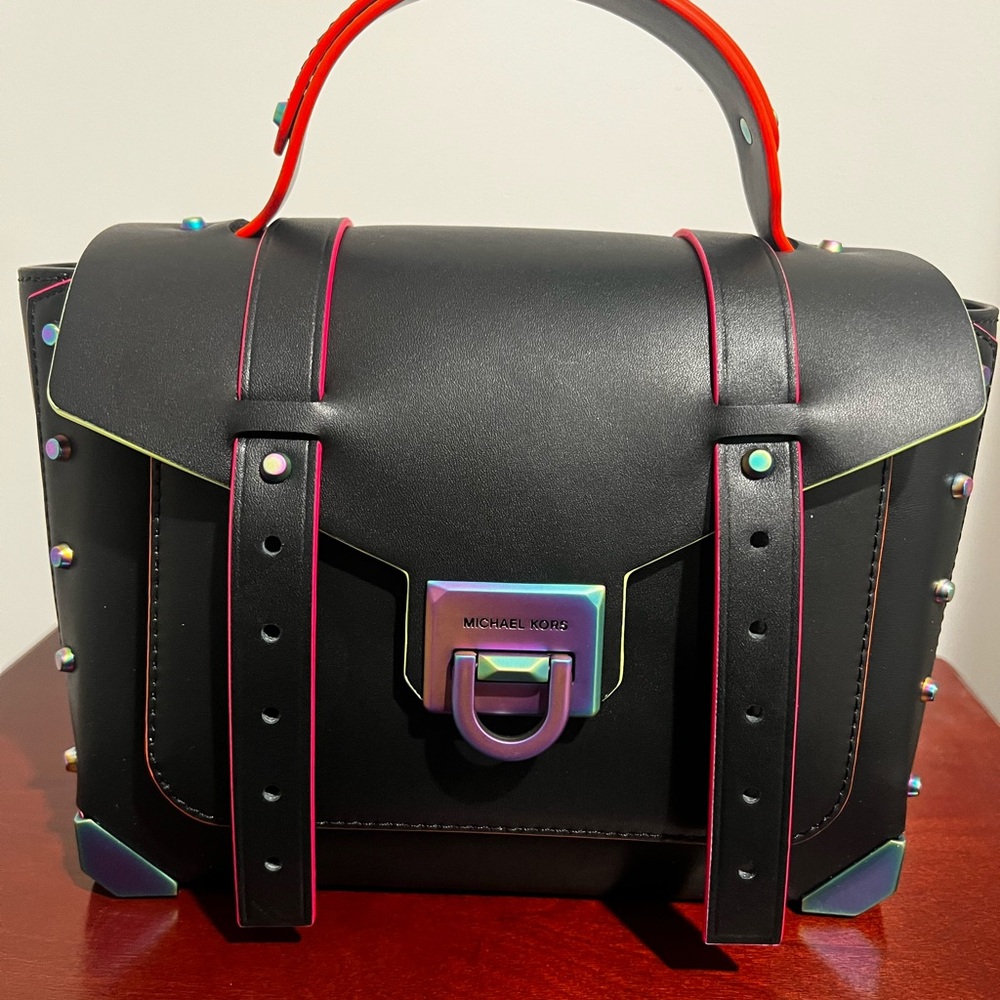 Michael Kors Black Manhattan Purse